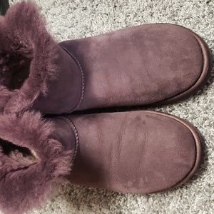 Ugg short boots
